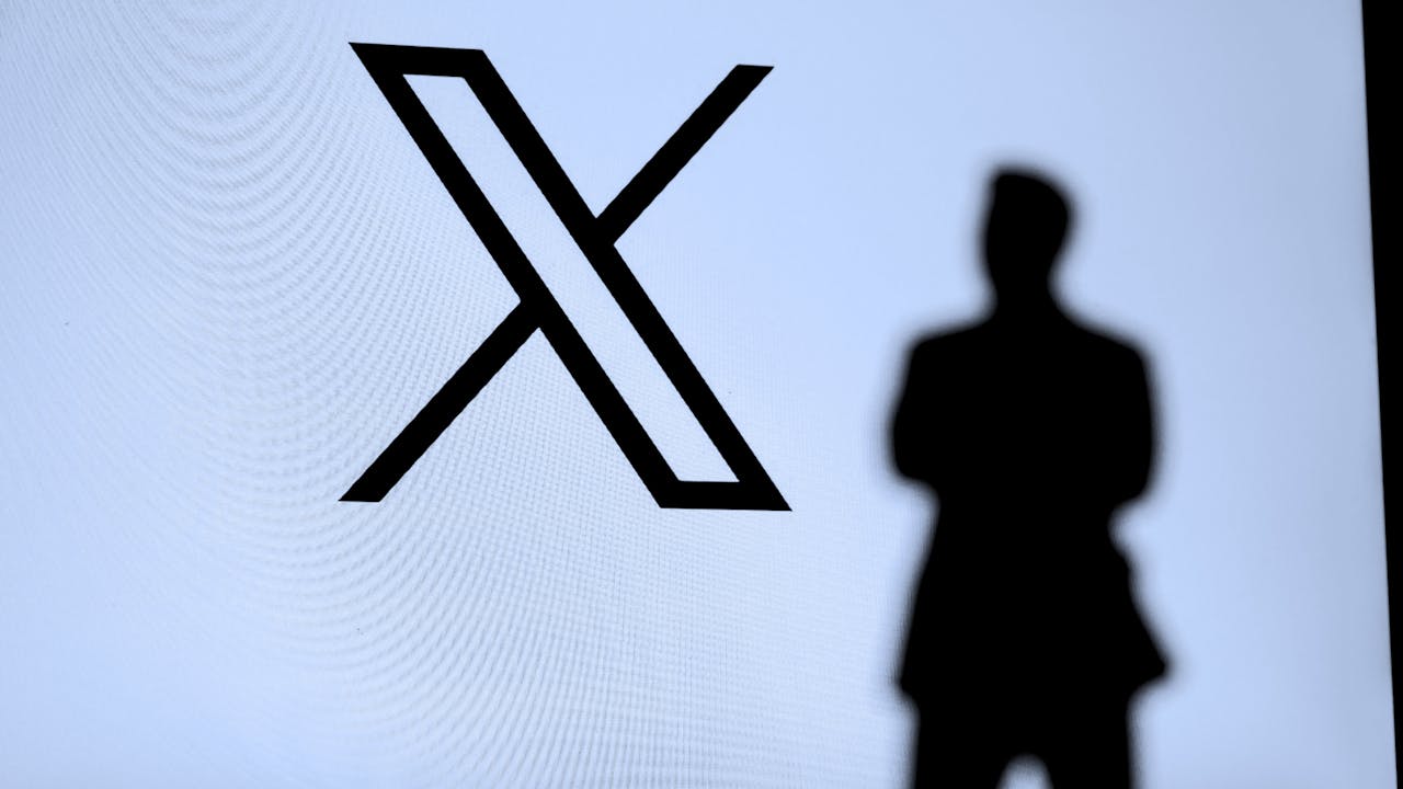 'She won't last long': Experts on why Linda Yaccarino is still defending Elon Musk