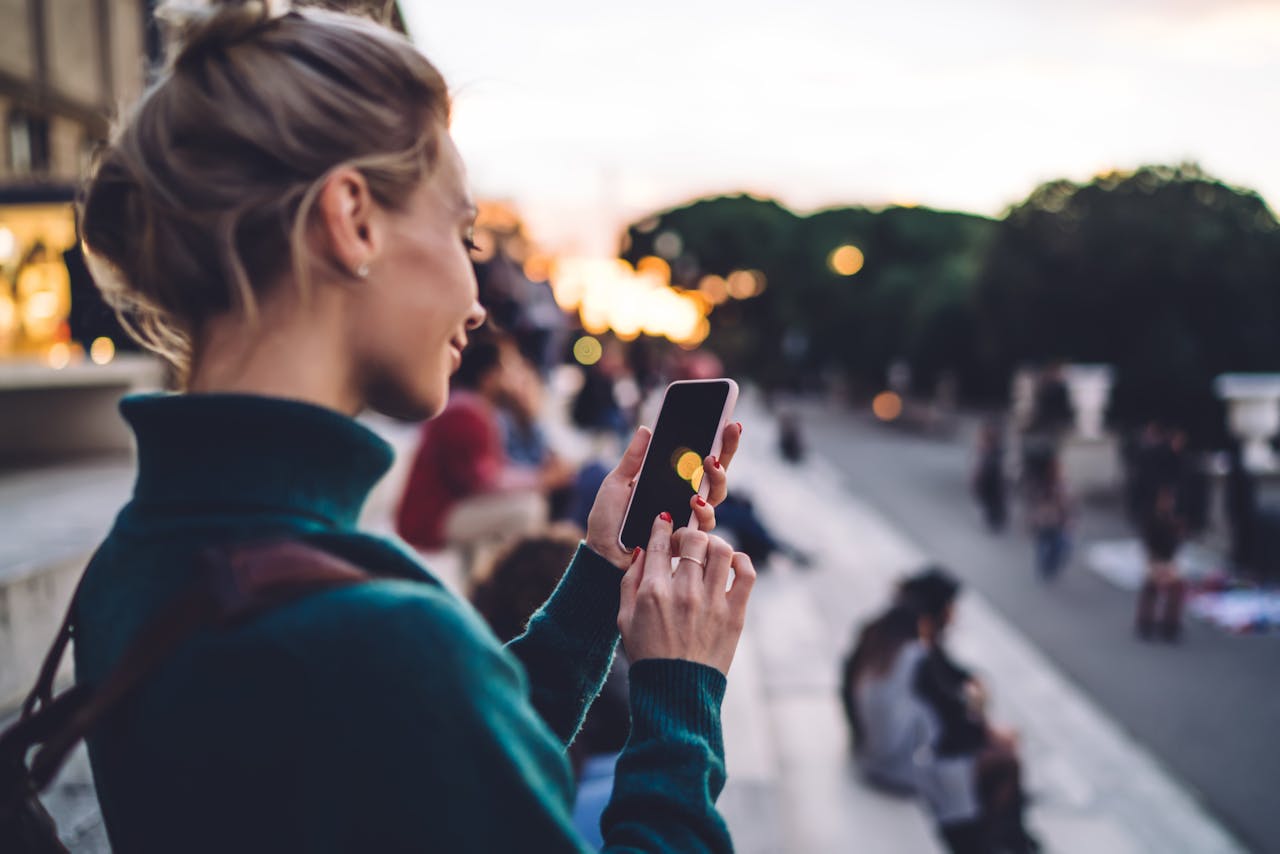 How to drive customers through your marketing funnel using content