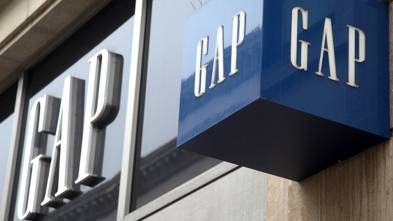 What went wrong at Gap and how will it fare online-only?
