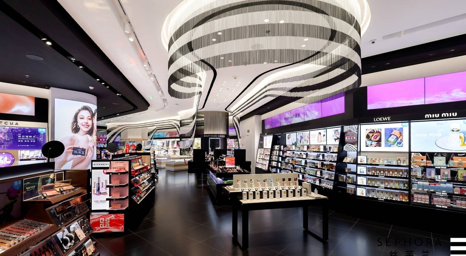 Retail therapy: How Sephora has reinvented the in-store experience | The Drum
