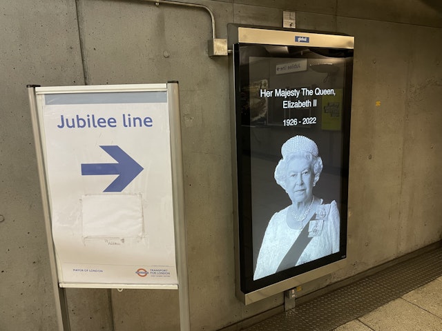 The Queen commemorated on London's Jubilee Line