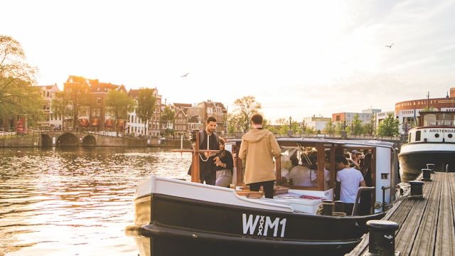 Dewatermannen boat Amsterdam