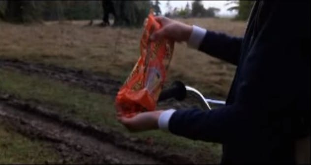 1982 Reese’s Pieces snags product placement deal in E.T. The Drum