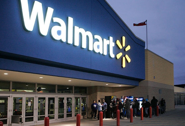 Wal-Mart brings Cyber Monday forward