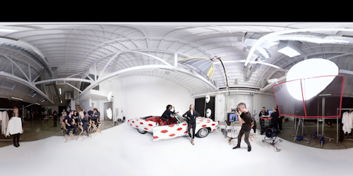 360-degree VR tour of Smashbox Studios