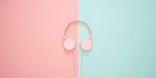 Podcasting headphones