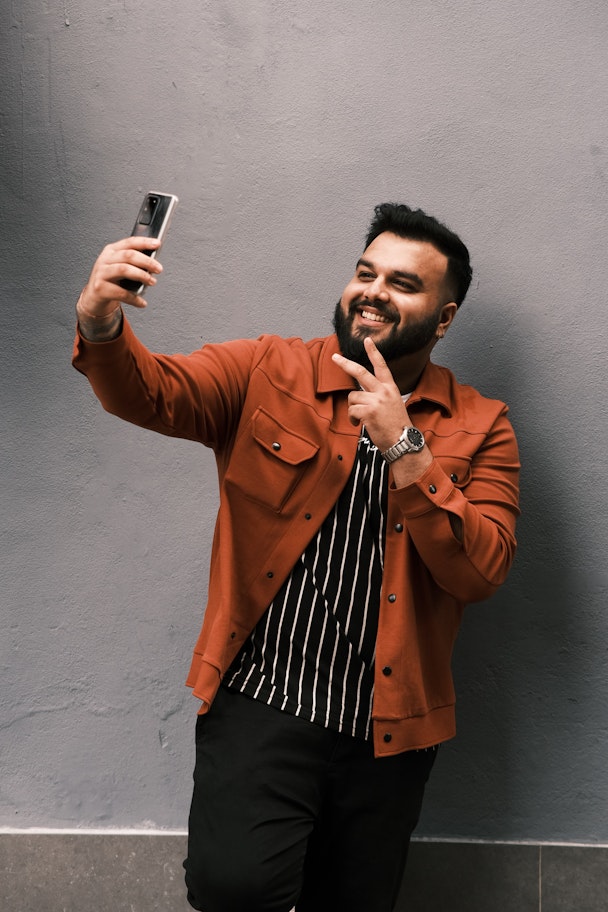 LoveThat looks at the history and evolution of the selfie and considers how marketers can utilize its form. Image credit: Marc Kleen/Unsplash.