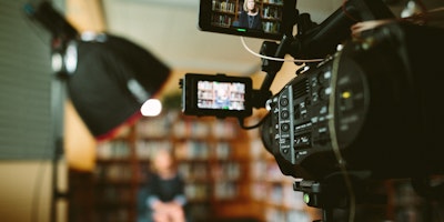 AgencyUK consider the best way to optimize video performance.