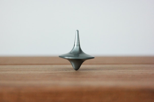 spinner, table top, balancing