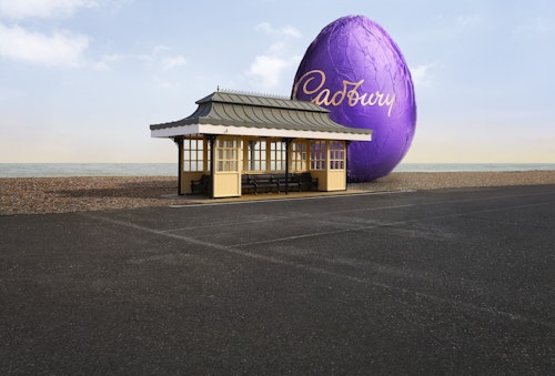 Massive Cadbuy Easter egg