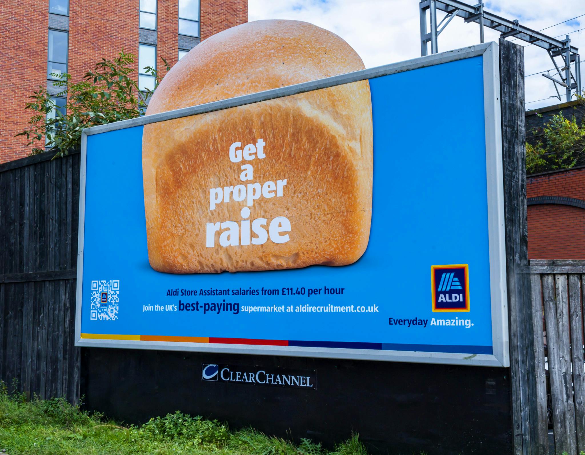 Will Aldi’s bread billboard get a rise out of job applicants? The Drum