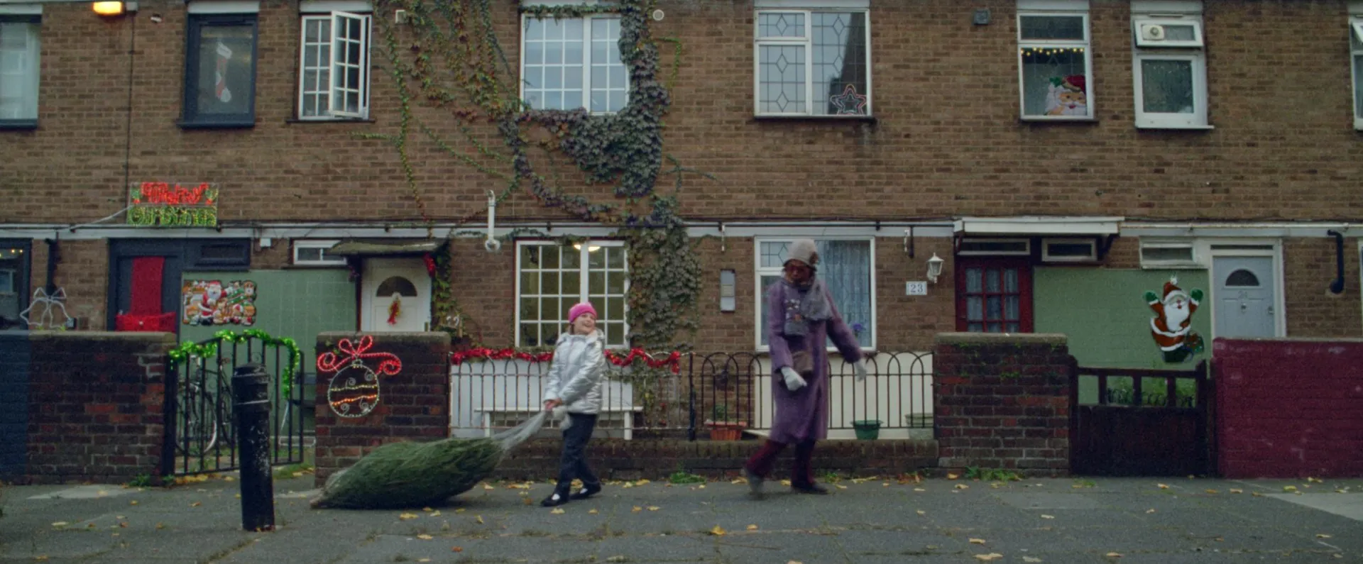 Ad Of The Day: Shelter Spot Plays On Christmas Tropes But With A Heartbreaking Twist - Vimarsana News