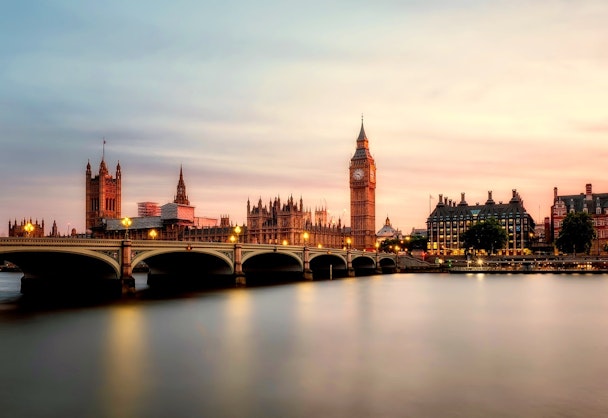 Photograph of a sunrise over Westminster Bridge and Elizabeth Tower