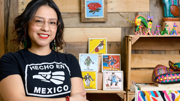 Woman wearing 'Hecho en Mexico' shirt