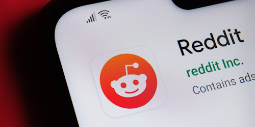 Reddit logo on screen