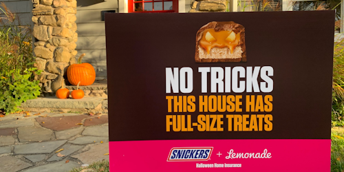 Snickers and Lemonade co-branded Halloween yard sign
