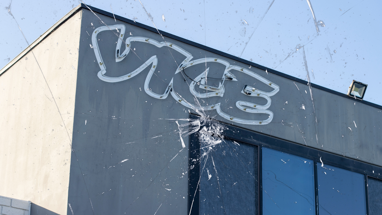 Vice.com shutters & BuzzFeed sells Complex – what explains the death of millennial media?