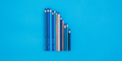 Differently-sized coloring pencils