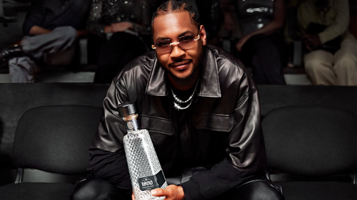 Carmelo Anthony holding 1800 Tequila