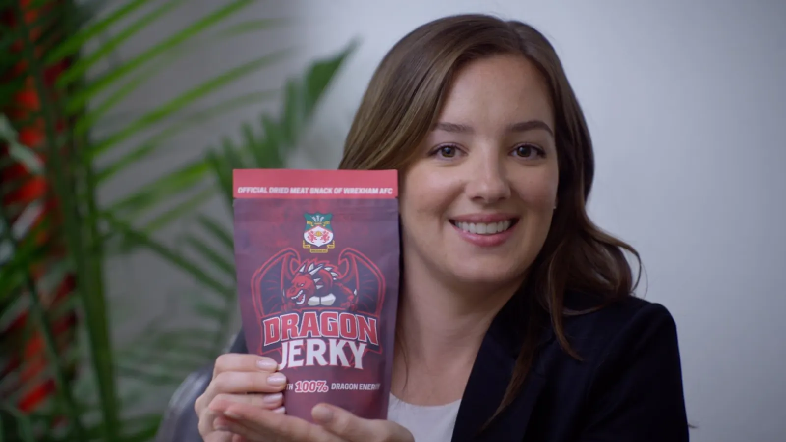 The Drum | Viral Impersonator Mary Kelly Discusses Her 'Dragon Jerky' Business In Droll VistaPrint Ad - Vimarsana News