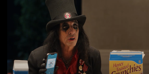 alice cooper plays music from his phone