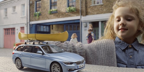 Still from Gumtree Ad showing a little girl and toy car