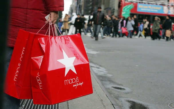 Macy's to close 100 stores Amazon