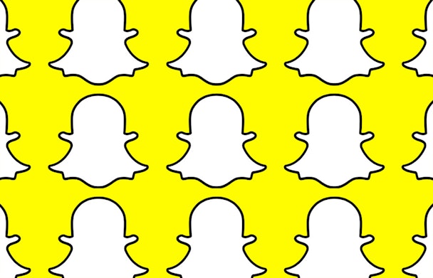 Snapchat revenue to hit $300m