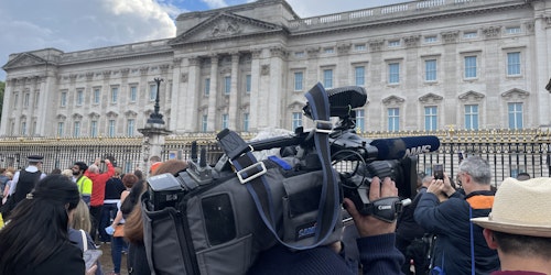 News crew at Buckingham Palace