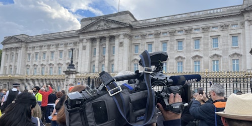 News crew at Buckingham Palace