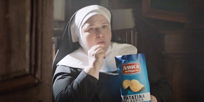 Amica Chips ad featuring a nun