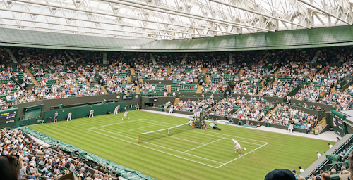 A full stadium at Wimbledon