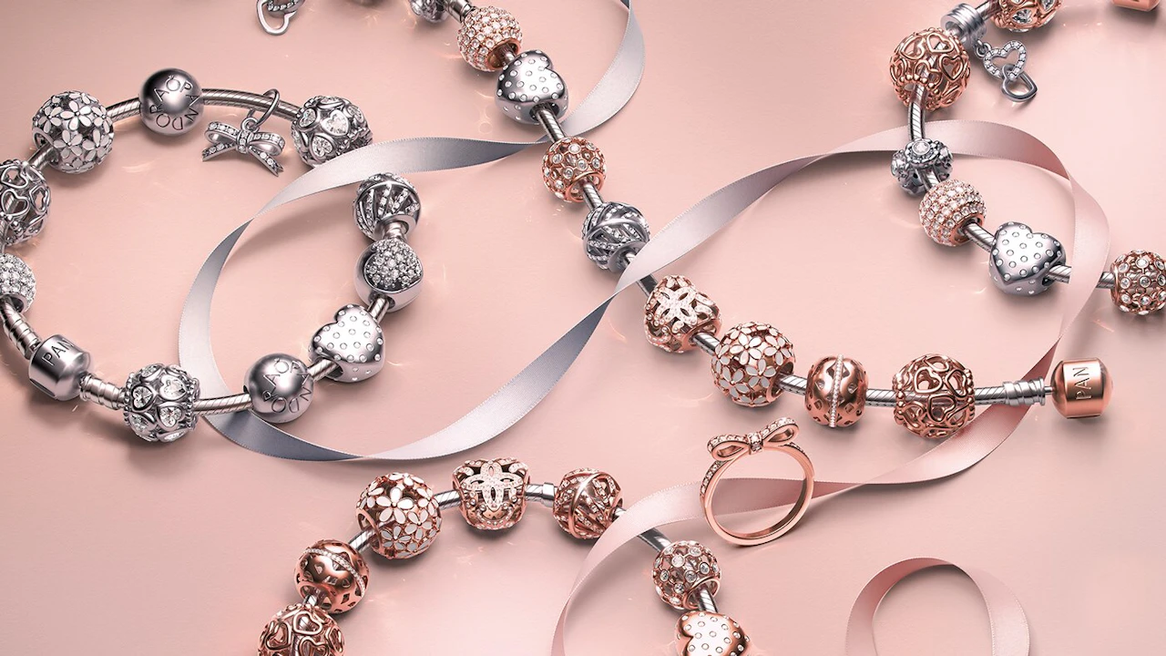 Pandora WhatsApp campaign