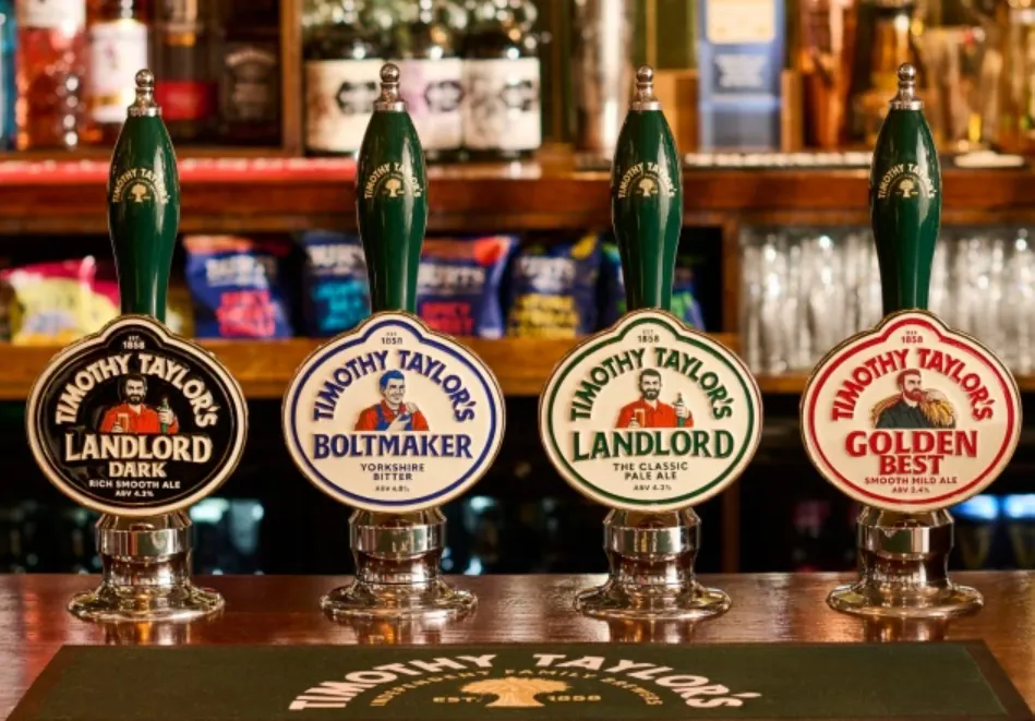 Comparison of a modernised heritage beer logo and its previous traditional design