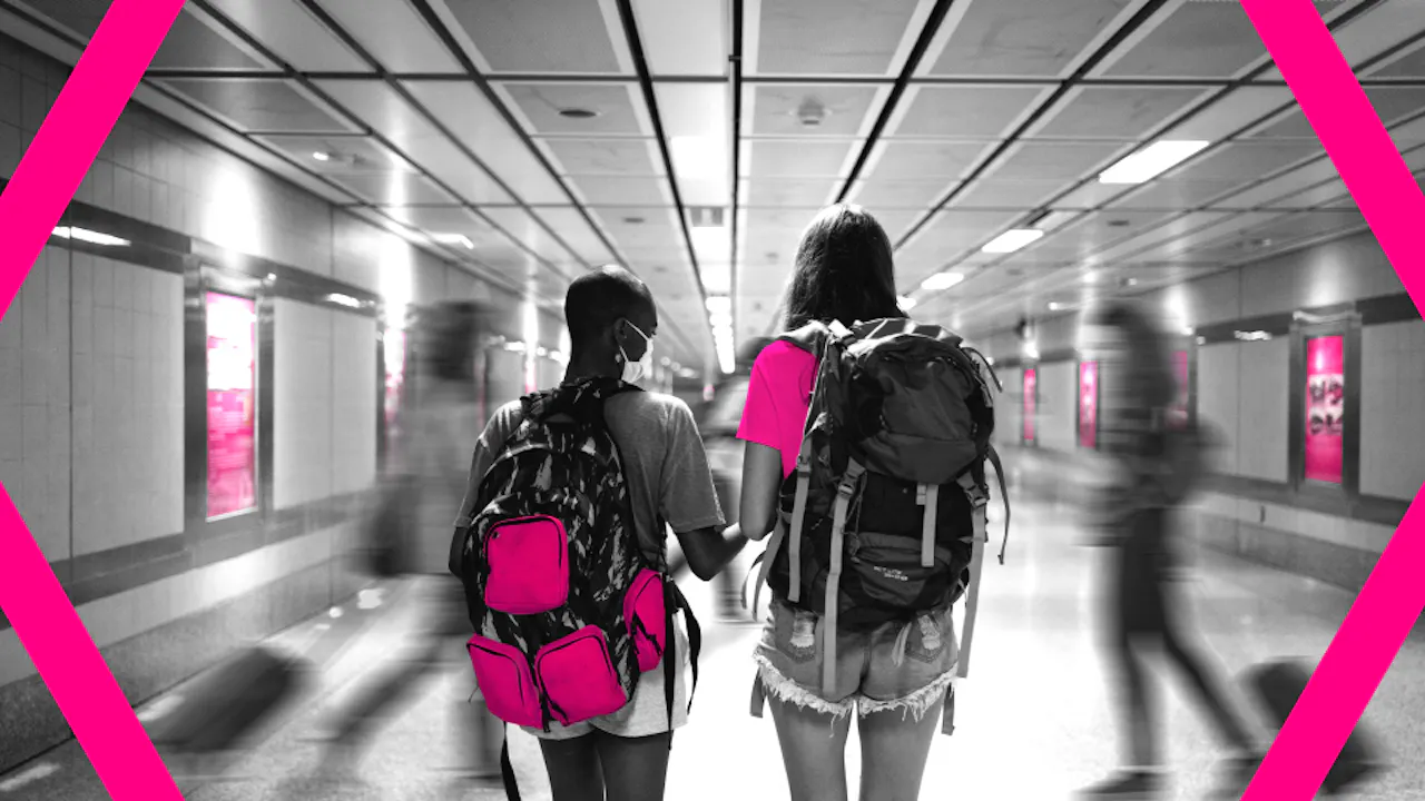 How programmatic digital out of home (DOOH) can target seasonal travelers