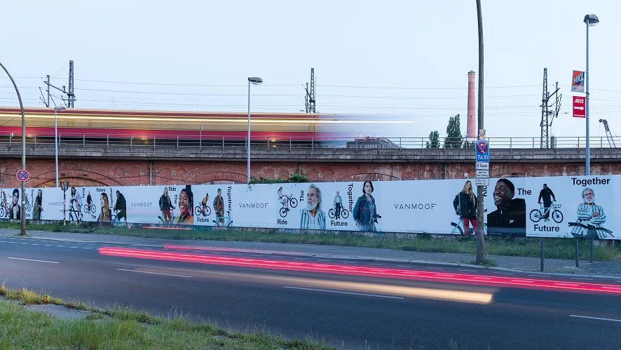 VanMoof: 16-city OOH campaign by DCMN | The Drum